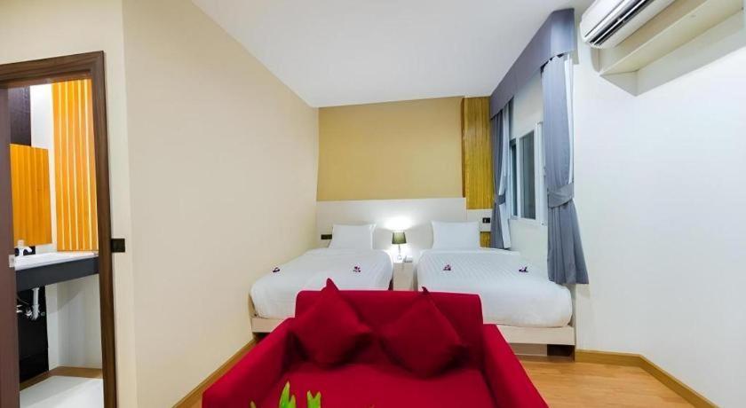 Gt Residence Hotel Buriram Luaran gambar