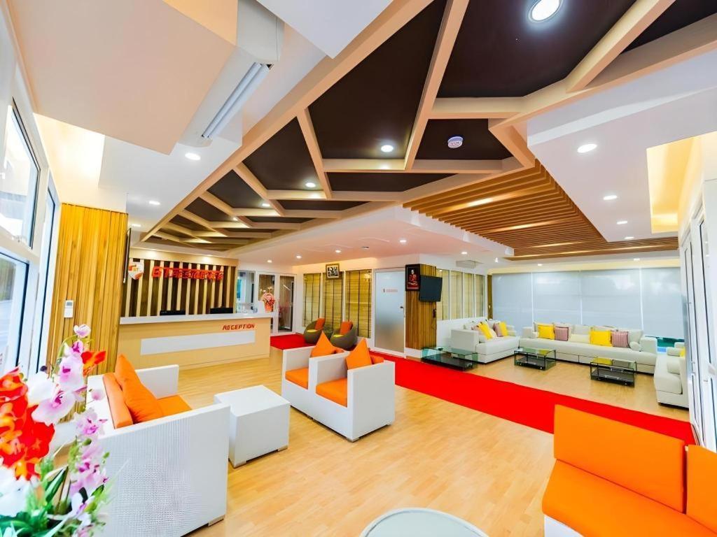 Gt Residence Hotel Buriram Luaran gambar