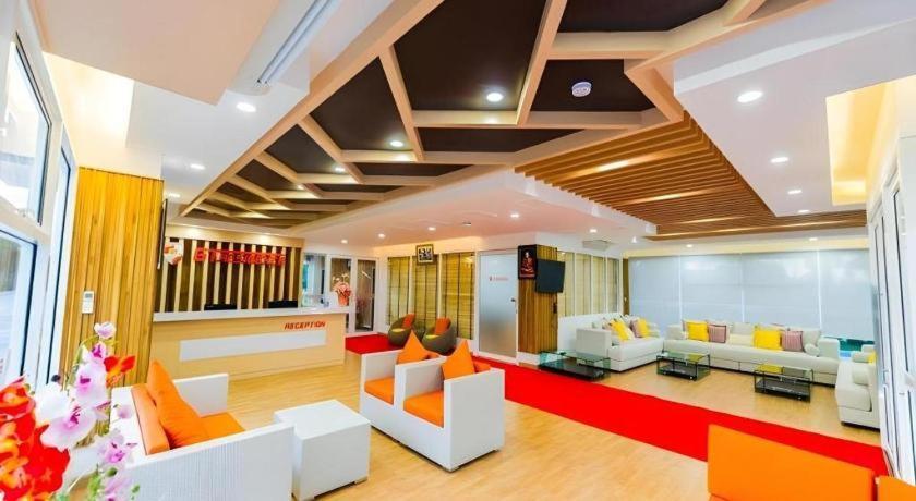 Gt Residence Hotel Buriram Luaran gambar